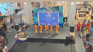 Lomba Tari