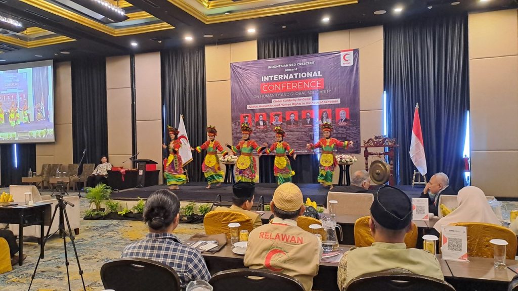 Kinang Kilaras Warnai International Conference di Hotel Aston