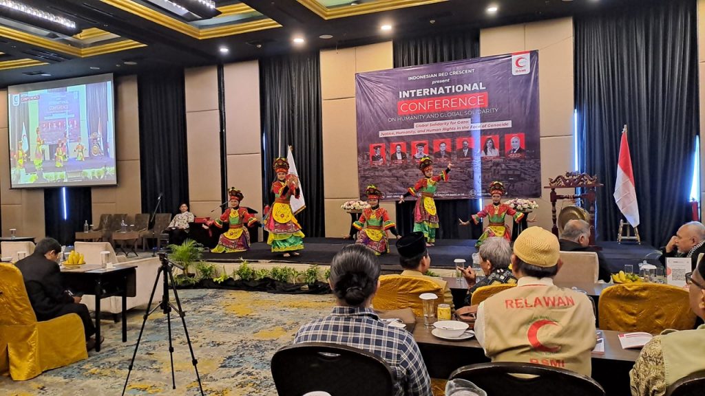 Kinang Kilaras Warnai International Conference di Hotel Aston